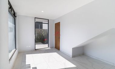 CASA EN VENTA EN PARQUES VALLARTA, ZAPOPAN JALISCO.