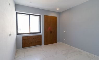 CASA EN VENTA EN PARQUES VALLARTA, ZAPOPAN JALISCO.