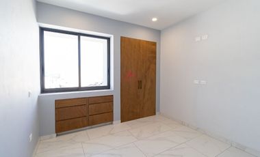 CASA EN VENTA EN PARQUES VALLARTA, ZAPOPAN JALISCO.