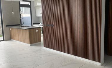 CASA EN VENTA EN PARQUES VALLARTA, ZAPOPAN JALISCO.