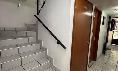 Se Renta Local Comercial en Av. Carlota Armero