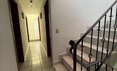 Se Renta Local Comercial en Av. Carlota Armero