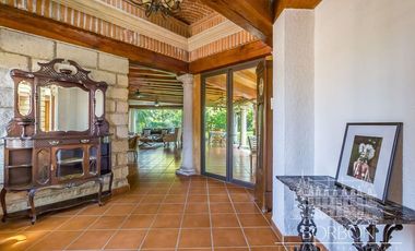 CASA DEL ZAPOTE
