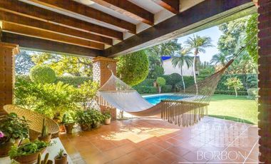 VILLA AMARELA