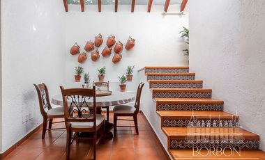 VILLA AMARELA