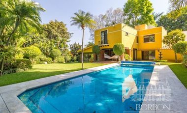 VILLA AMARELA