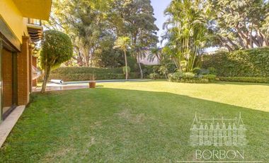 VILLA AMARELA