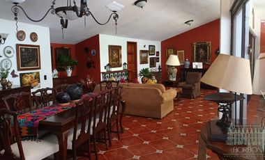 CASA DEL LAUREL