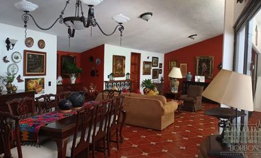 CASA DEL LAUREL