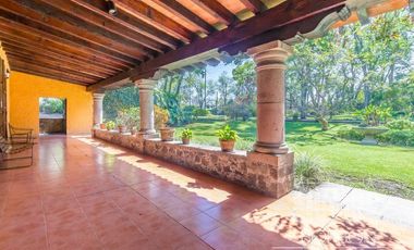 VILLA CASTELLO
