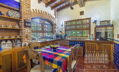 CASA DEL BOSQUE