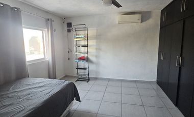 Casa en Venta sobre Avenida Principal – Ciudad Caucel
