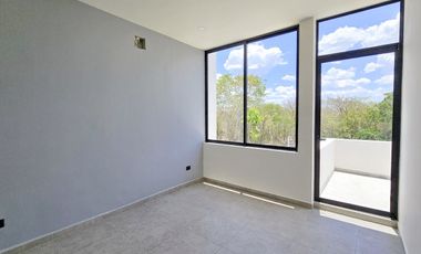 Casa en venta en Cholul Mérida Privada Morera 3 recamaras y alberca