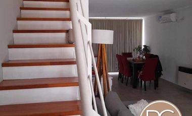 Hermoso Duplex  barrio Procrear .
