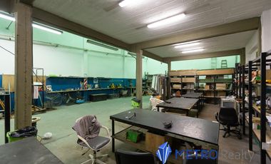 Alquiler Depósito/Galpon en Olivos con oficinas