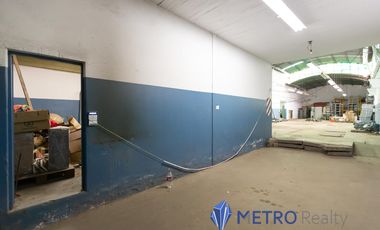 Alquiler Depósito/Galpon en Olivos con oficinas