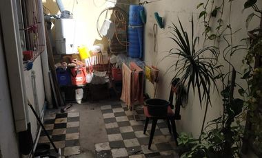 Casa + Local Comercial a la Venta en Wilde