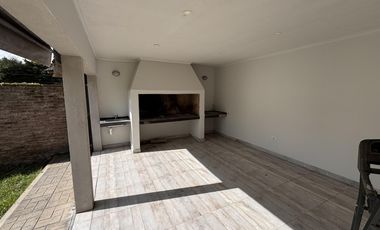 Casa en  Alte Brown 1041