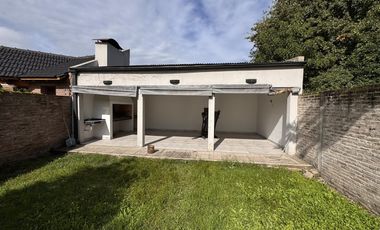 Casa en  Alte Brown 1041