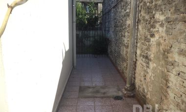 VENTA DE CASA EN VILLA SARMIENTO - MORON-