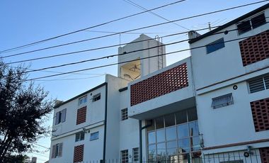 Departamento en Plena Plaza Alem, Diagonal 78, 3581