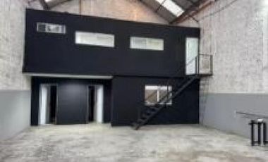 Depósito en alquiler - Oficinas - 550Mts2 - Wilde