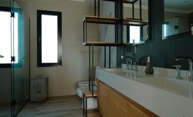 Alquiler Anual Casa 4 Dorm con Pileta sin Muebles