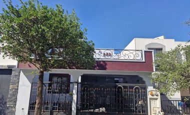 CASA EN VENTA PRIVADA JACARANDAS, APODACA