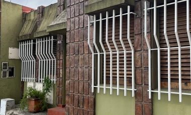 Departamento tres ambientes al frente en P. H