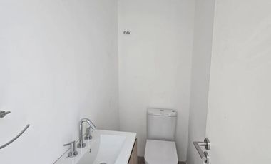 Casa en  alquiler barrio  rincon del rio calle Marruecos, entre francia y Oceano Indico