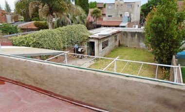 VENTA CASA MULTIFAMILIAR EN VILLA ADELINA