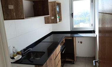 Departamento de dos ambientes con cochera cubierta-Ituzaingo Norte