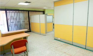 SE VENDE OFICINA EN EL CENTRO HISTÓRICO, SANTA MARTA