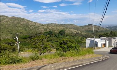 VENTA DE LOTE EN CONDOMINIO CAMPESTRE EN DAPA MEDIO