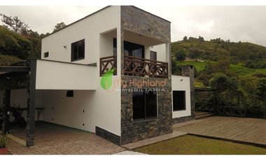 Casa Campestre en Mini Condominio Guarne Para La Renta