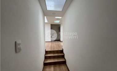 Casa en arriendo, barrio La Camelia, Manizales