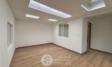 Casa en arriendo, barrio La Camelia, Manizales