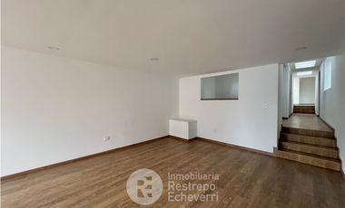 Casa en arriendo, barrio La Camelia, Manizales