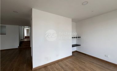 Casa en arriendo, barrio La Camelia, Manizales
