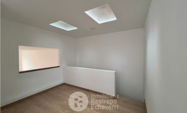 Casa en arriendo, barrio La Camelia, Manizales