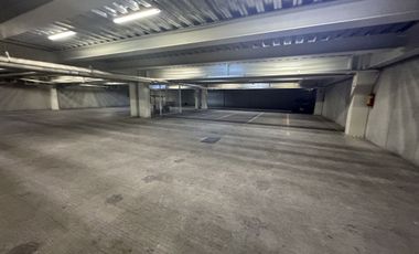 Oficina o local por piso (disponible en oiso 1 y piso 2)