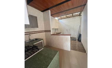 Casa en Arriendo, se puede caminar al rio Acacias.