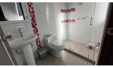 VENTA DE EXTRAORDINARIA CASA CAMPESTRE SECTOR COMBIA