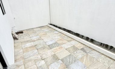Casa en venta en Fracc. La Finca - Amplios espacios y funcionalidad