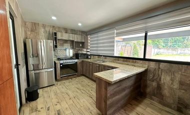 Renta y Venta Casa en Residencial Los Gallos, Jiutepec Mor