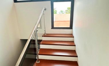Renta y Venta Casa en Residencial Los Gallos, Jiutepec Mor