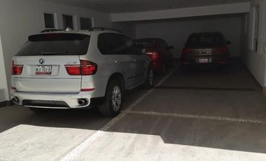 Casa en Venta, Tecamachalco en Conjunto, Amplia e Iluminada con Terraza Privada