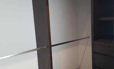 Casa en Venta, Tecamachalco en Conjunto, Amplia e Iluminada con Terraza Privada