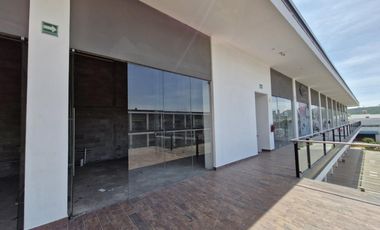 VENTA | RENTA Local Comercial, Servicios u Oficina  de 52.74 obra gris con terraza