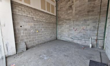 VENTA | RENTA Local Comercial, Servicios u Oficina  de 63.94 obra gris con terraza